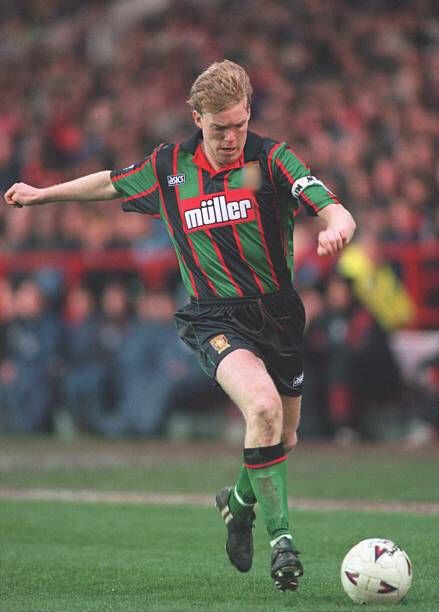 Aston Villa 1994/95 Away