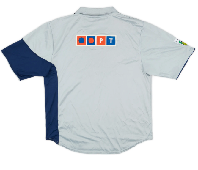 FC Porto 2001/02 (Away)