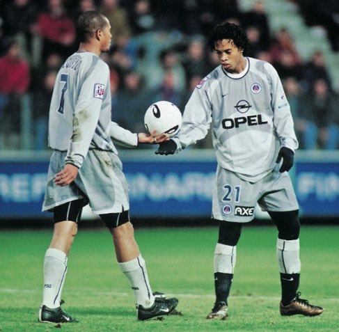 PSG 2001/02 AWAY