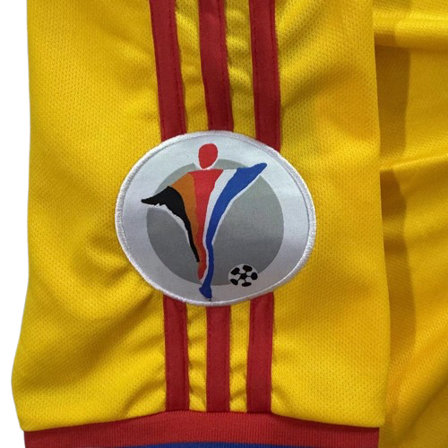 Romania 2000 home kit