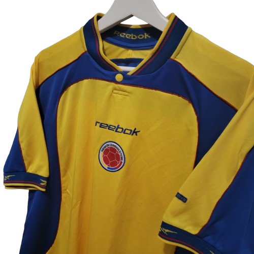 Colombia 2001-02 Home Kit