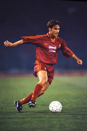 AS Roma 1995/96 Home Kit