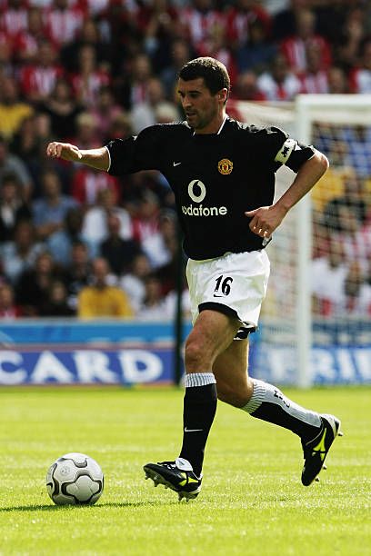 Manchester United 2003-04 Black Kit away