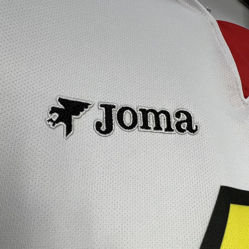 Rayo Vallecano retro kit 2001