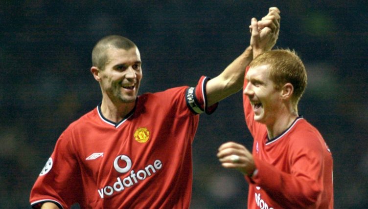 Manchester United 2000/01 Home Kit