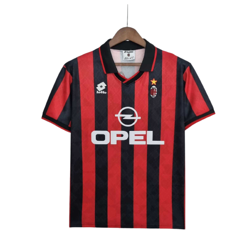 Maillot A.C. Milan 1995 1996 Third Roberto BAGGIO 18 Maldini 3 Baresi 6 Maillot A.C. Milan 1995 1996 Third Roberto BAGGIO 18 Maldini 3 Baresi 6