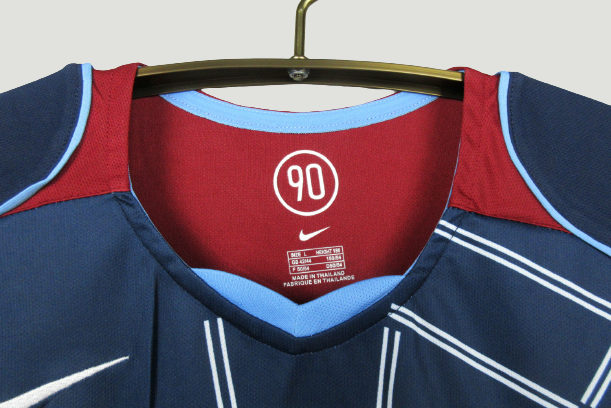 Atletico Madrid 2004-05 kit