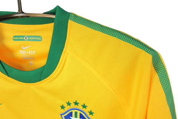 Nascido para jogar futebol