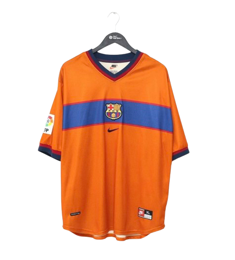 Barcelona 1999-00 third kit