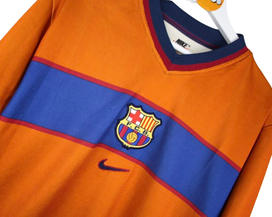 Barcelona 1999-00 third kit