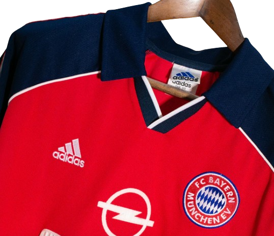 Bayern 2000-01 Home Kit