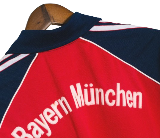 Bayern 2000-01 Home Kit