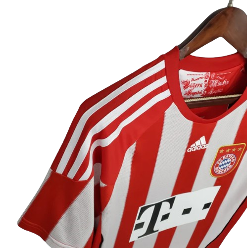 Bayern 2010-11 Home Kit