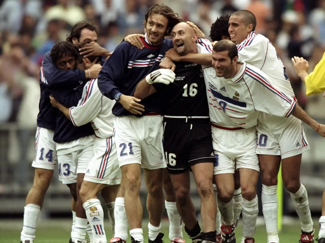 France 1998 away kit