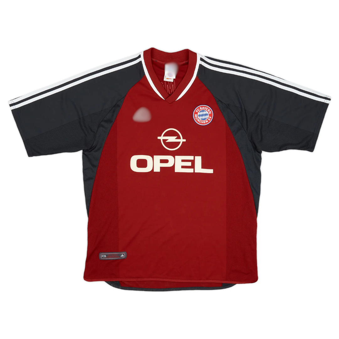 Bayern Munich 2001/02 (Home)