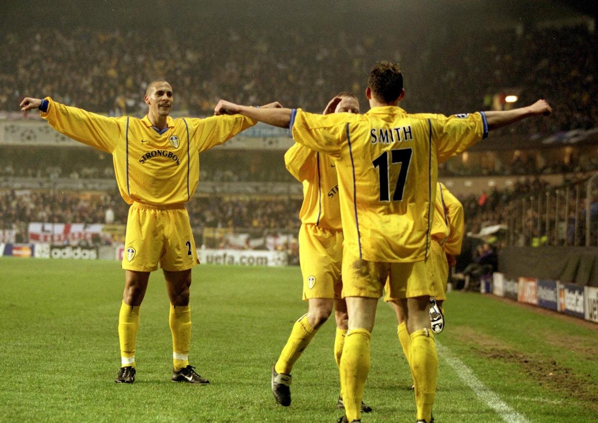 Leeds 2000-01 Away Kit