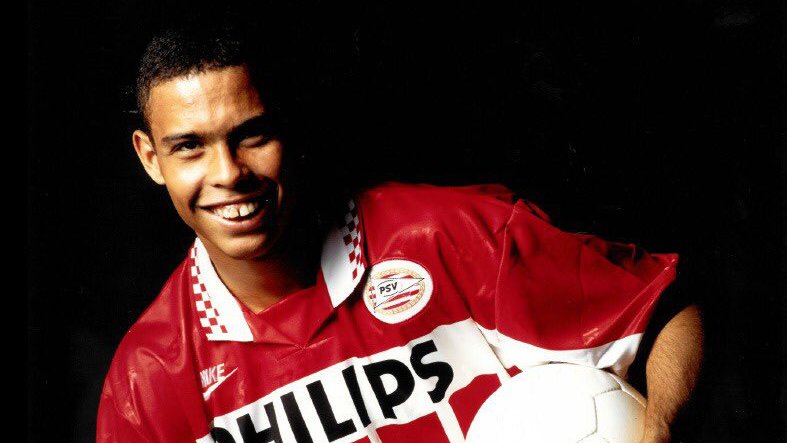 PSV 1995/96 Home Kit Ronaldo