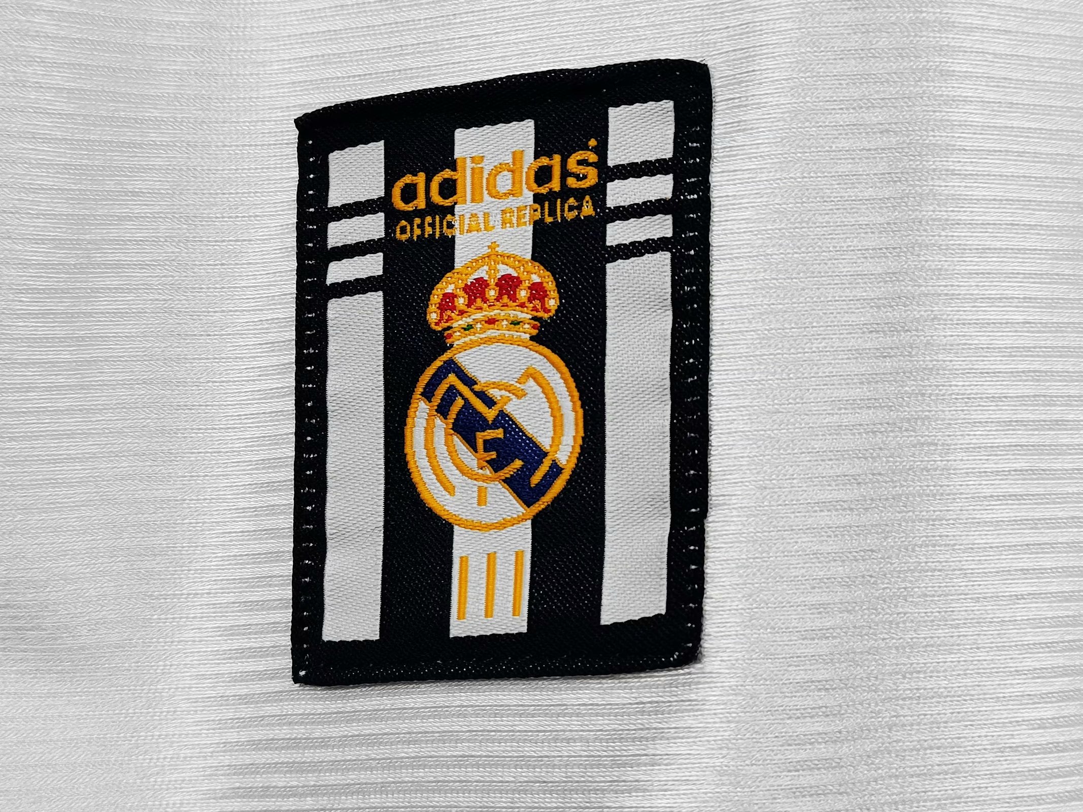 Real Madrid 2000 kit teka 