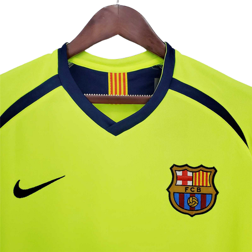 Barcelona 2005-06 Away Kit