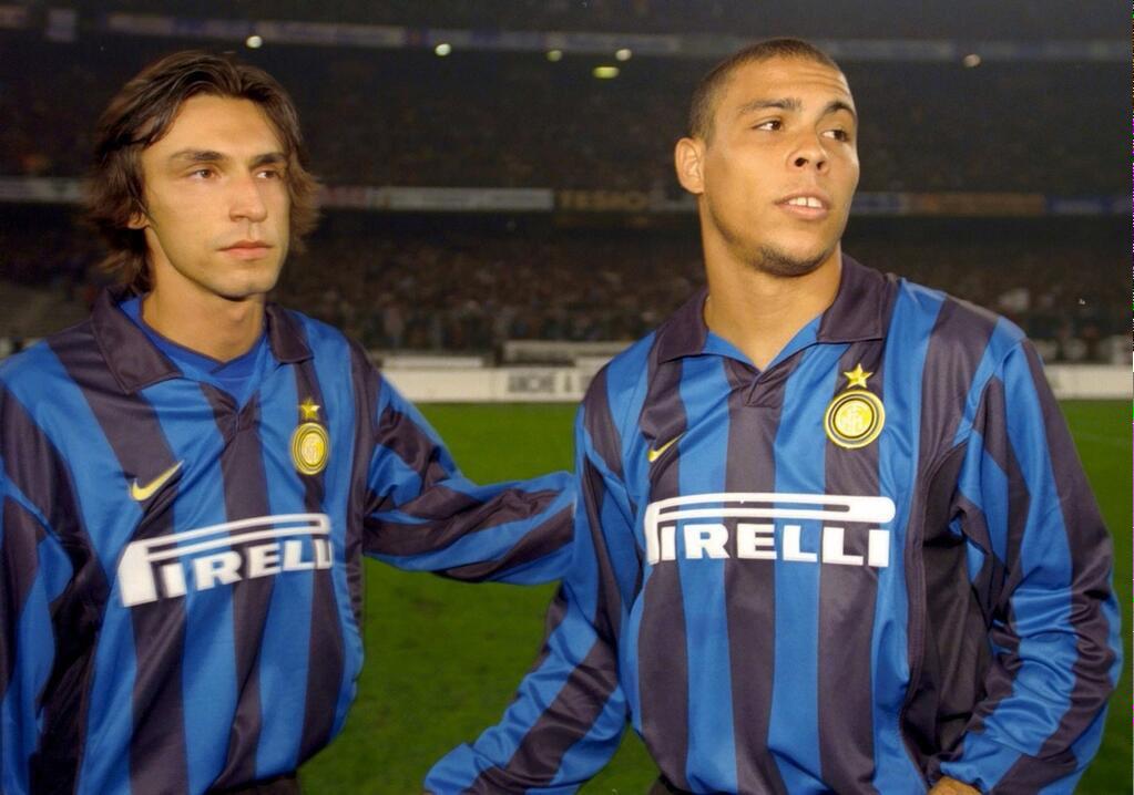Inter Number 99 Inter Milan 1998/99 (Home) - Long Sleeve – Boutique Soccer