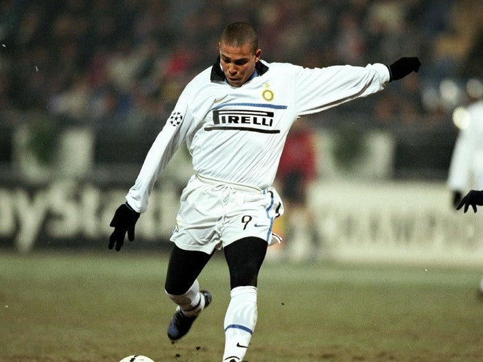 Inter 1998 away kit Ronaldo