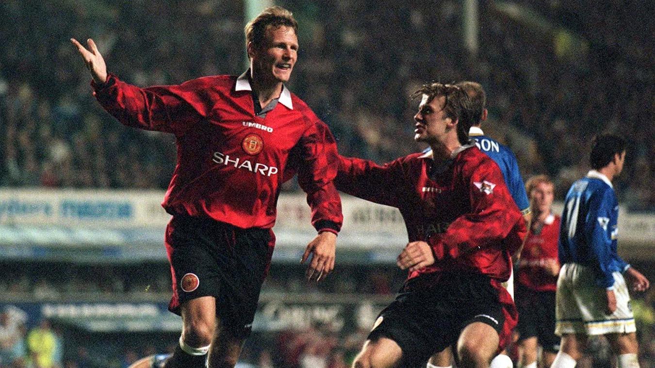 Manchester United 1997-98 Jersey Sheringham
