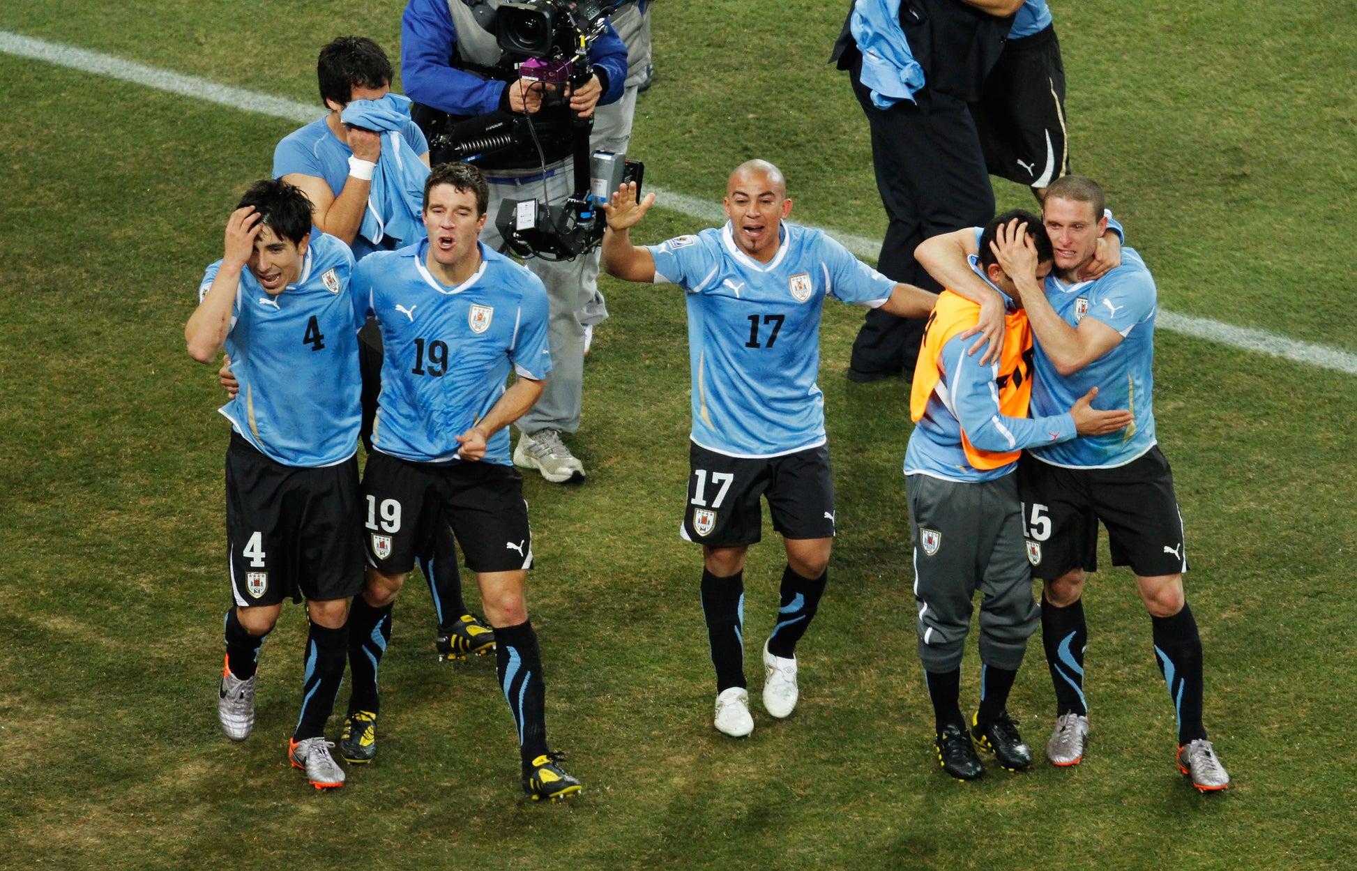 Racing Club of Montevideo home kit for 2010.